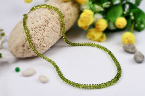 PERIDOT FACETED NECKLACE